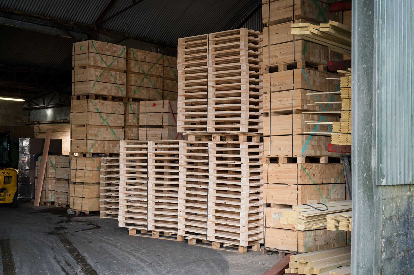 Crate Tec Image for Large-Scale Manufacturing Relocation – Ireland to Eastern Europe